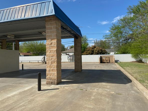 48 W Okmulgee Ave, Muskogee, OK 74401